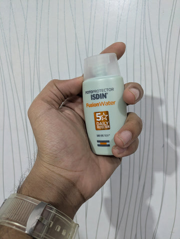 Isdin fotoprotector fusion Water SPF 50 + 50.