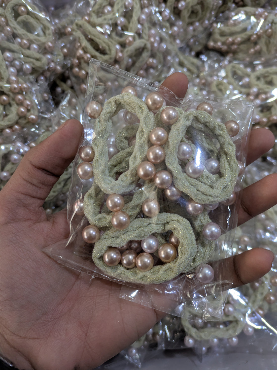 Pearls Ponies PP-01