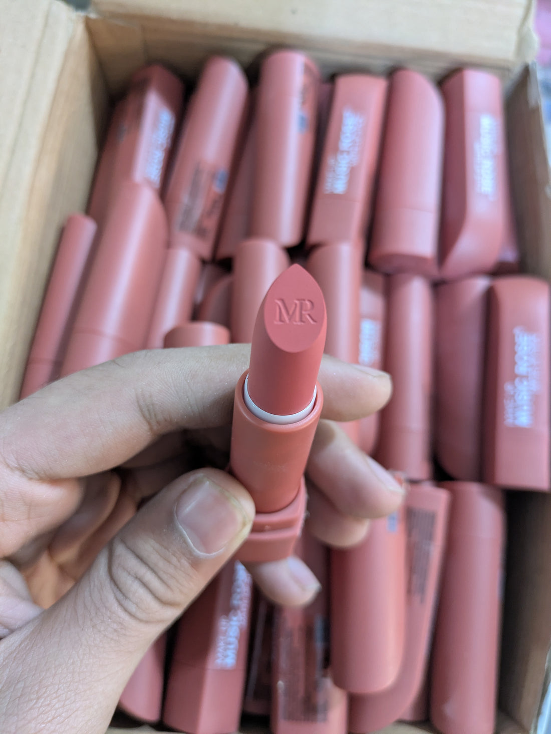 Lipstick (music rose)