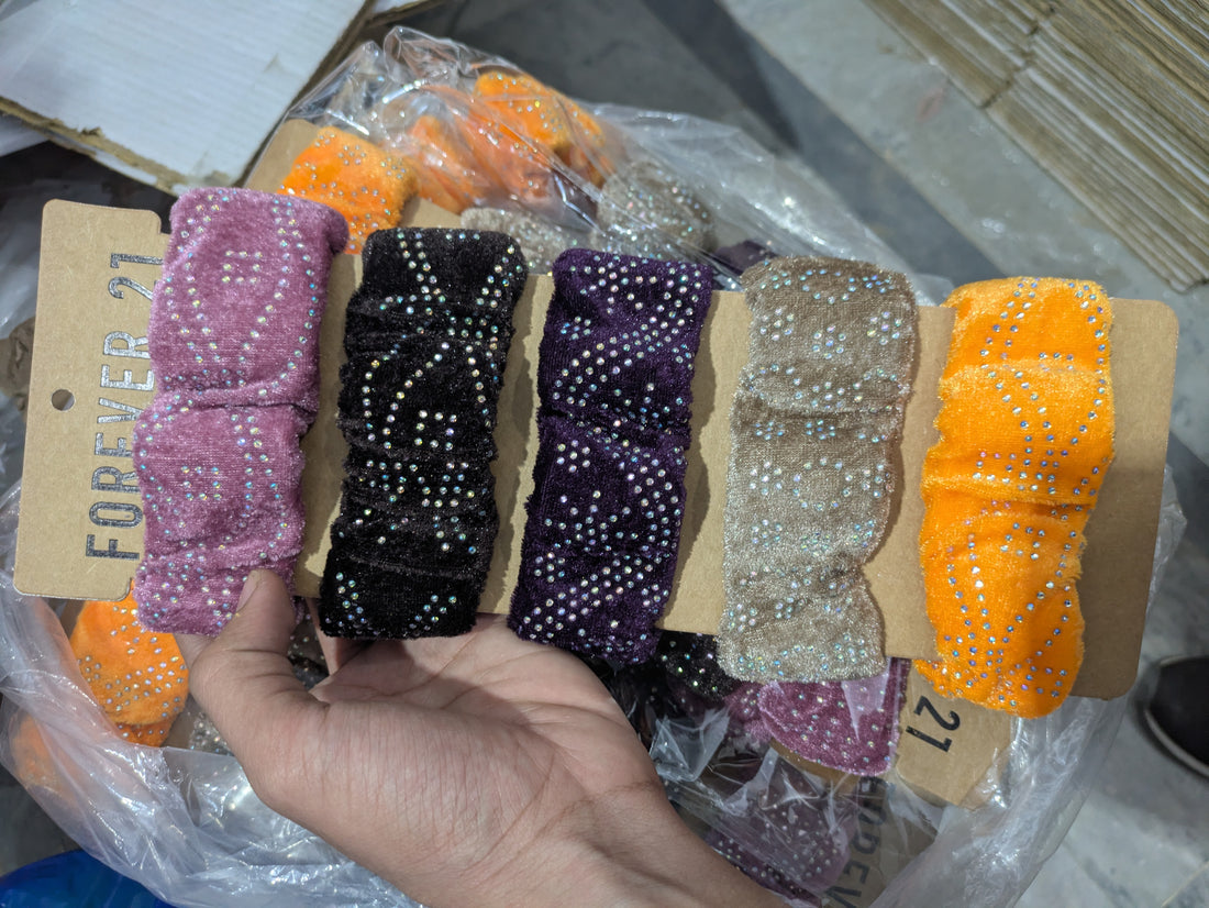 valvet scrunchies